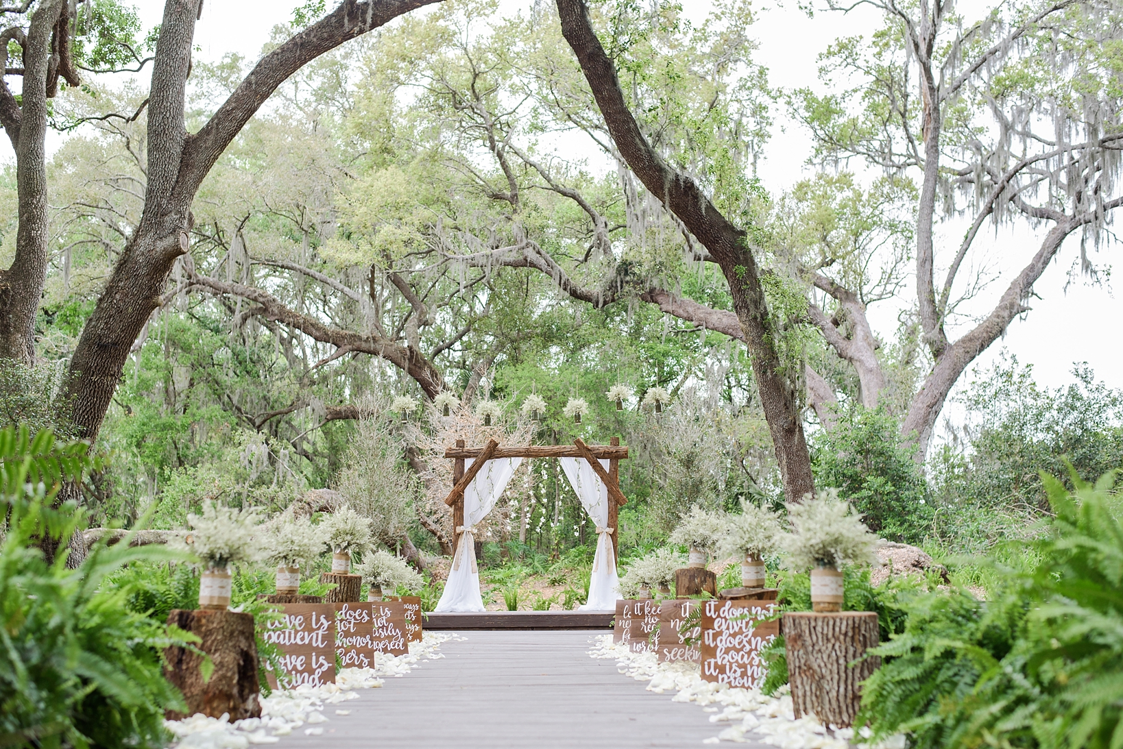 The wedding ceremony in the rustic florida forest