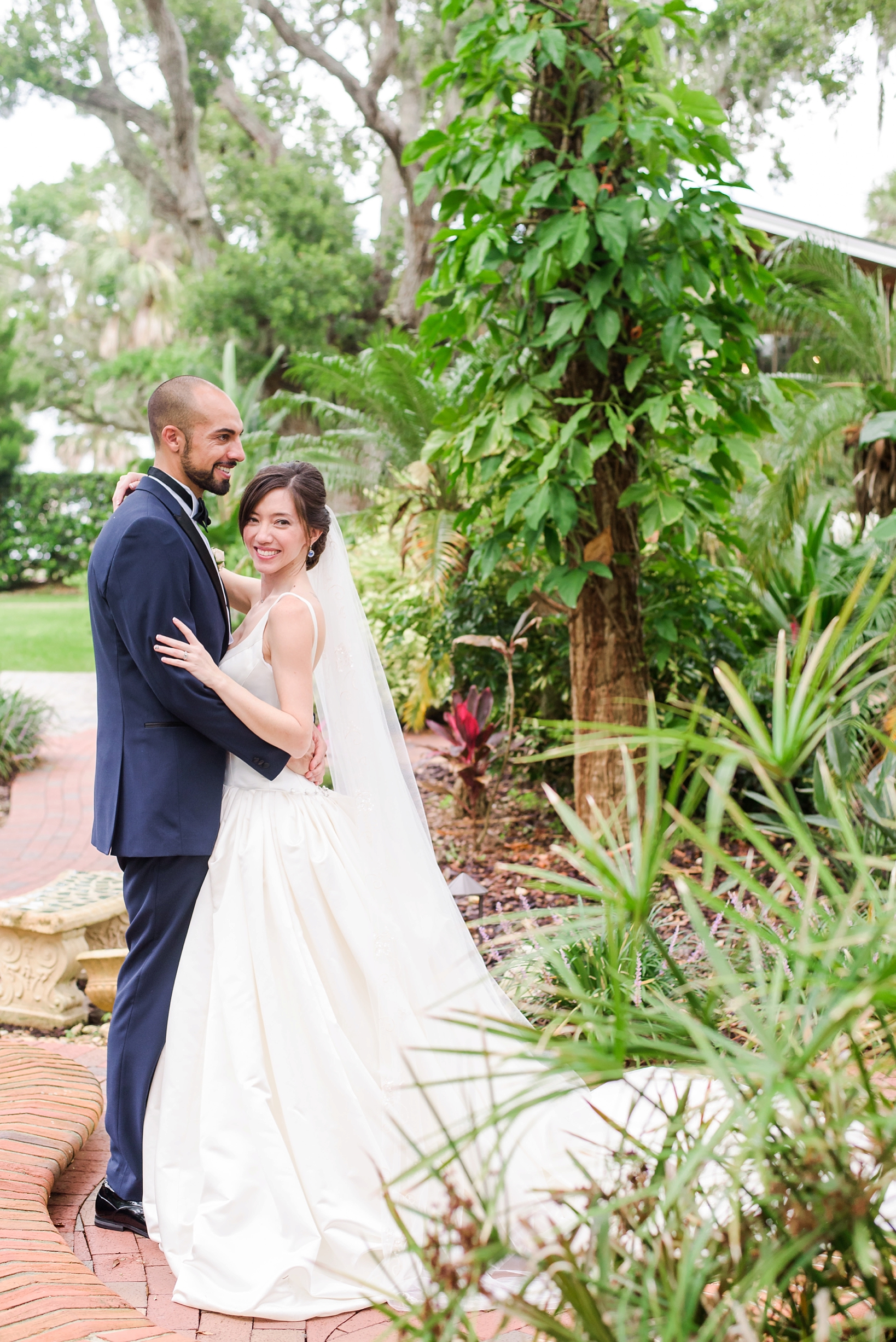 Bridal Portraits of the bride and groom on their wedding day by Sarah & Ben Photography